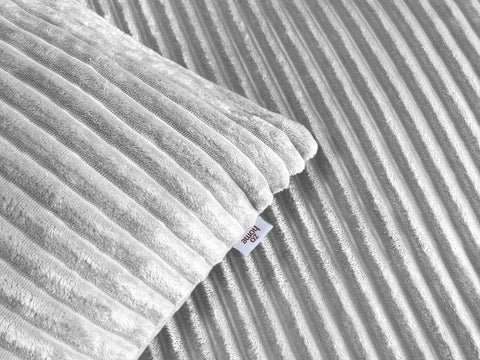Zohome Dekbedovertrek Pile di Ribcord Dove Grey - 100% Microvezel - sfeer/detail 2