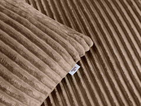 Zohome Dekbedovertrek Pile di Ribcord Real Taupe - 100% Microvezel - sfeer/detail 2