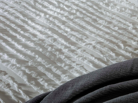 Yellow Dekbedovertrek Jewel Brilliant White - 100% Katoen, Voorzijde: Jacquard / Achterzijde: Perkal